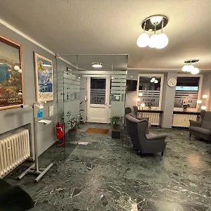Paris Hotel