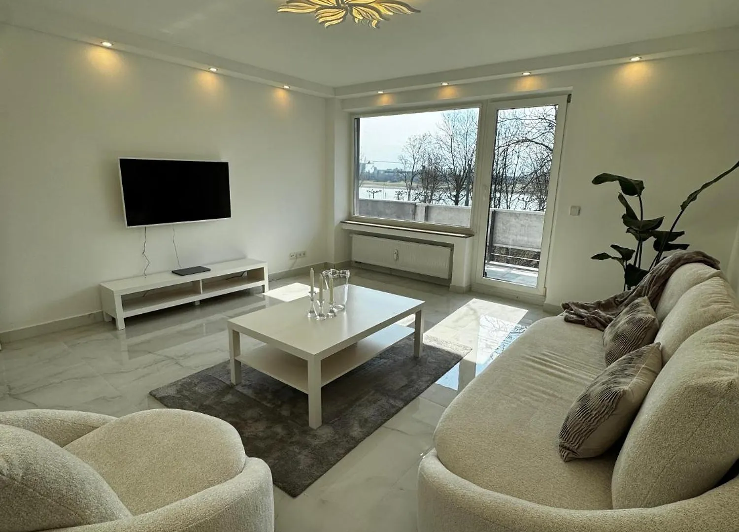 Rheinblick Suite Oberkassel Duesseldorf Apartment Dusseldorf
